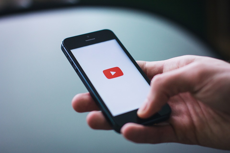 YouTube elimina 58 millones de vídeos inadecuados en el último trimestre