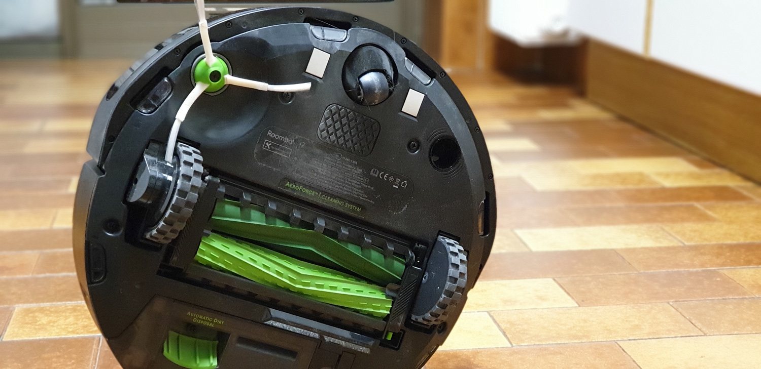 iRobot-Roomba-i7+-parte-inferior01