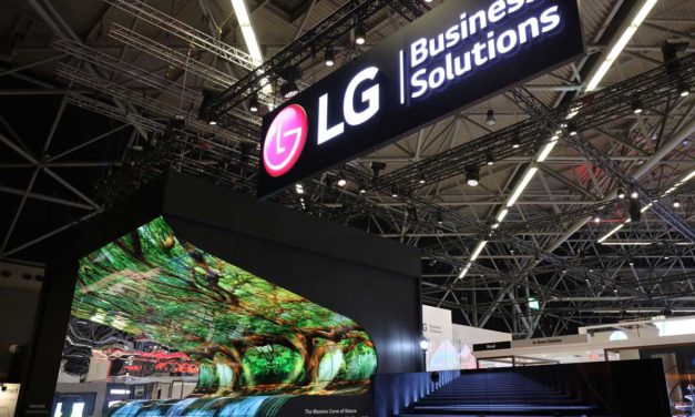LG muestra en el ISE 2019 pantallas OLED flexibles y transparentes
