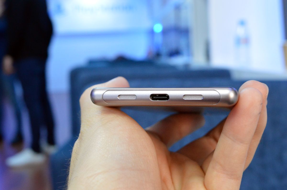 Sony Xperia 10, un gama media con pantalla alargada de 21:9 8 sonido