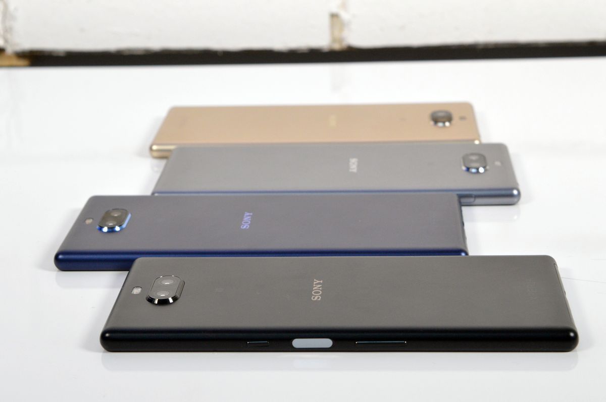 Sony Xperia 10, un gama media con pantalla alargada de 21:9 3 colores