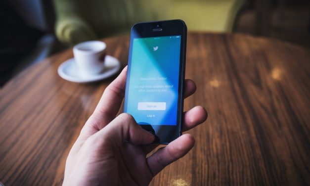 La broma pesada de Twitter que te puede dejar con la cuenta bloqueada