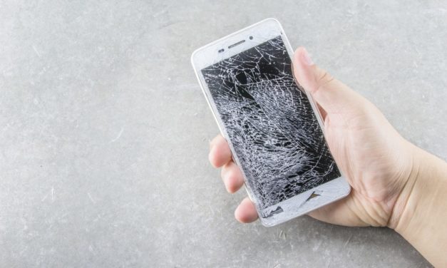 10 servicios online para reparar la pantalla de tu móvil con recogida