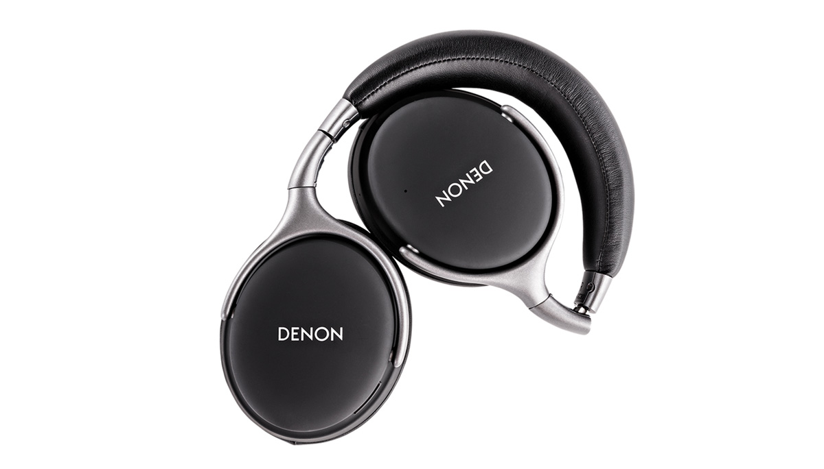Denon AH-GC30 y AH-GC25NC, auriculares con cancelación de ruido 5 oficial Denon AH-GC25NC plegados negros