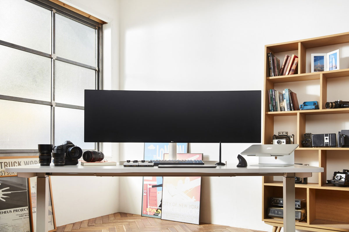 LG 49WL95C, monitor ultrawide de 32:9 que une dos pantallas de 27" en una con HDR 5 a fondo LG 49WL95C precio