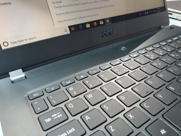 Acer TravelMate P6 2