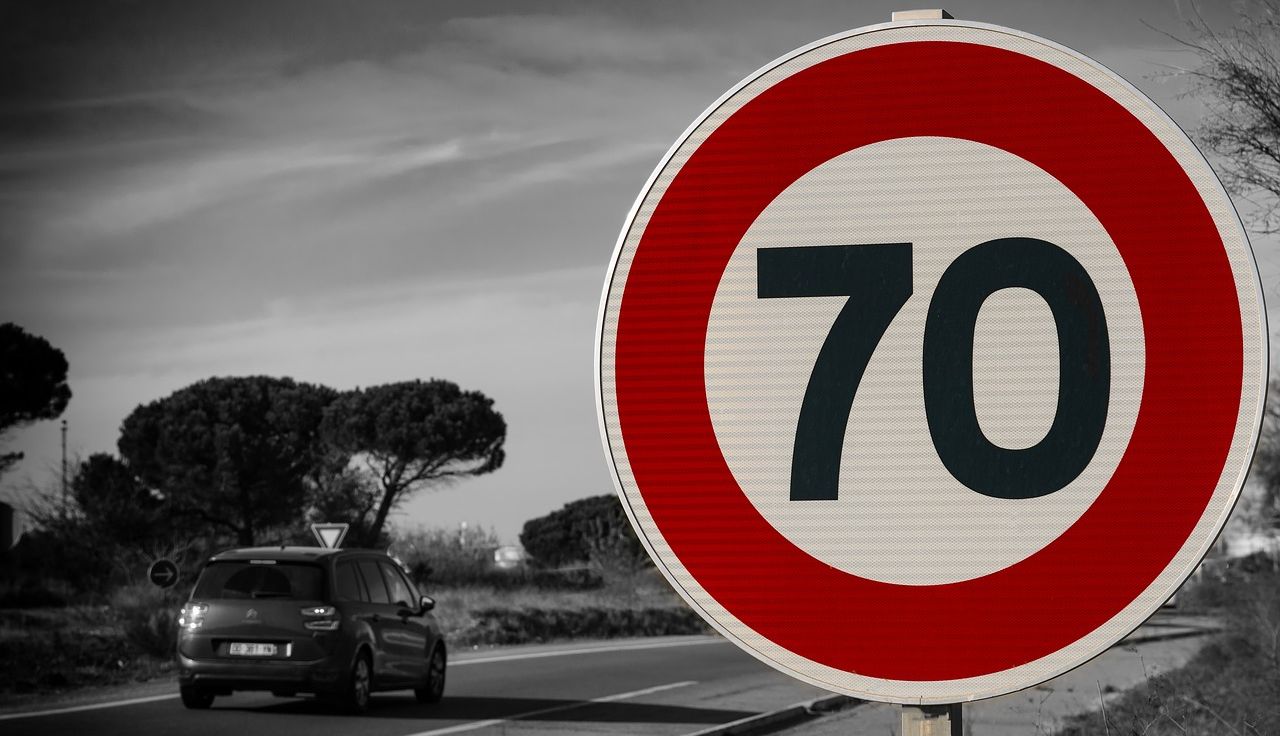 A partir de 2022 los coches no te dejarán superar el límite de velocidad 1 A partir de 2022 los coches no te dejarán superar el límite de velocidad