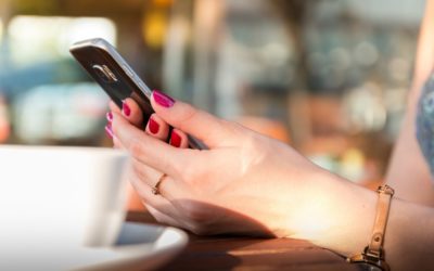 Los españoles prefieren usar WhatsApp a comunicarse en persona
