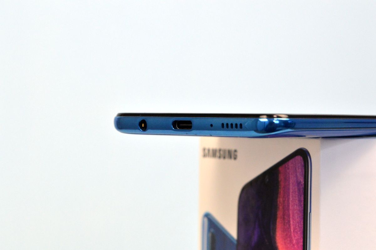 Samsung-Galaxy-A50-30