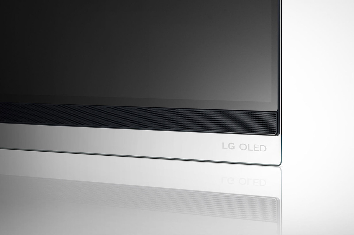 LG OLED E9, televisor con nuevo procesador Alpha 9 Gen 2 y diseño de cristal 2 a fondo LG OLED E9 soporte cristal