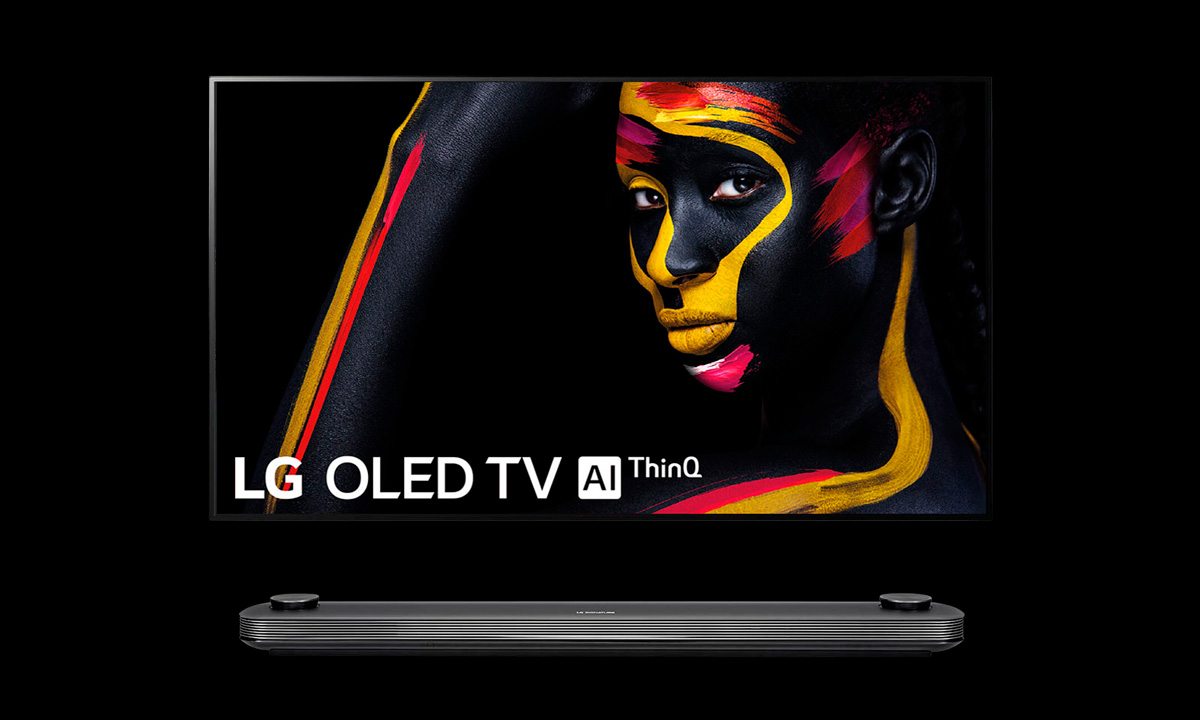 LG OLED W9, el televisor que se pega a la pared se renueva por dentro