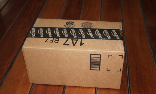 Amazon ofrece 9.000 euros a los empleados que repartan paquetes