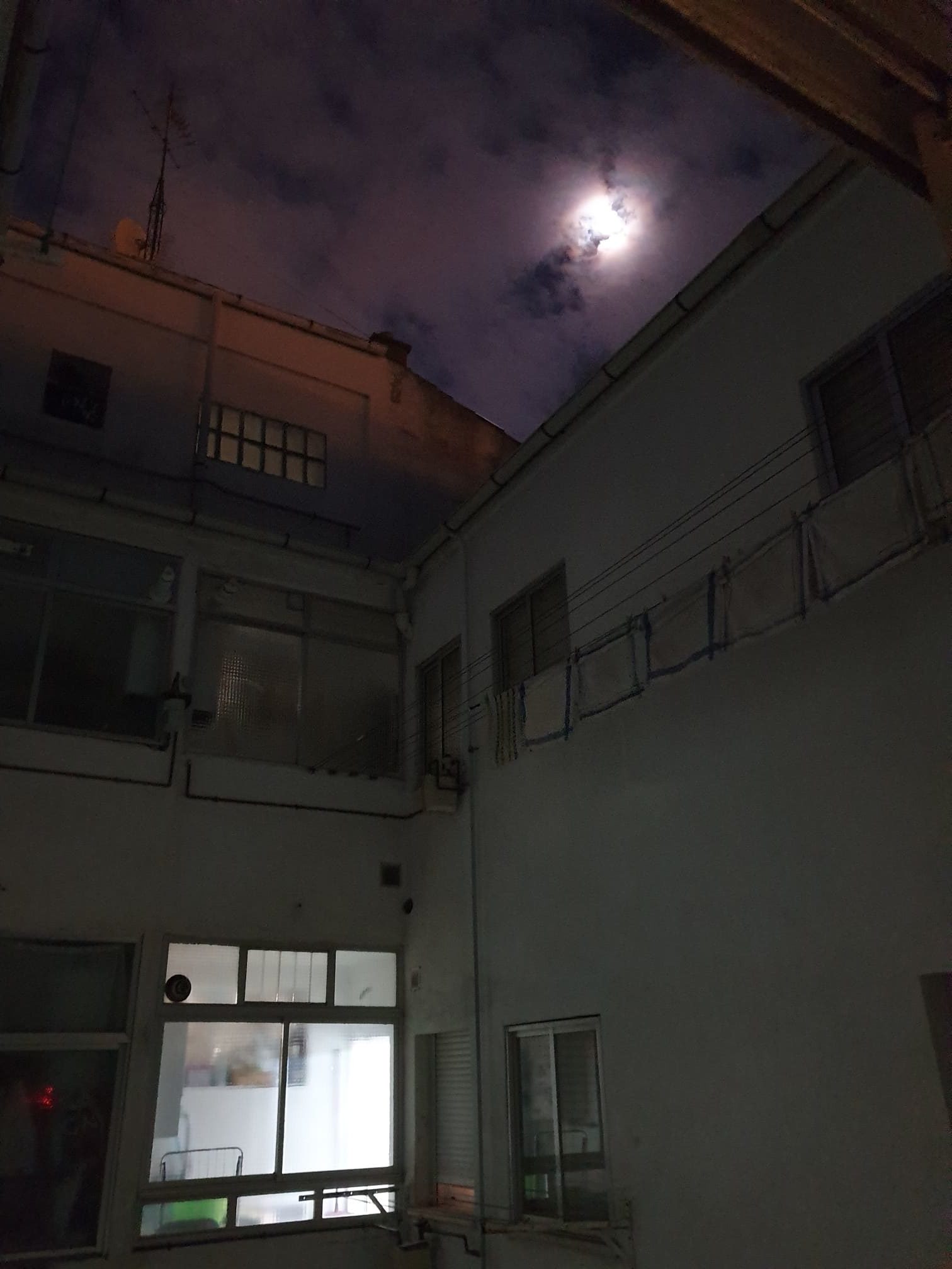 20190610_225604