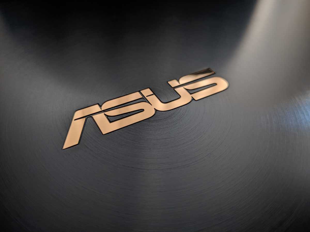 Asus ZenBook 14 UX433; análisis de un portátil elegante y compacto