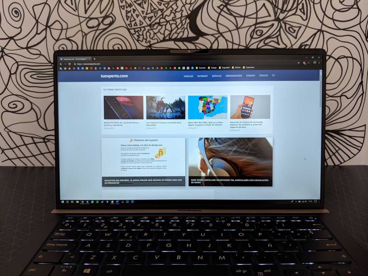 Asus ZenBook 14 UX433; análisis de un portátil elegante y compacto