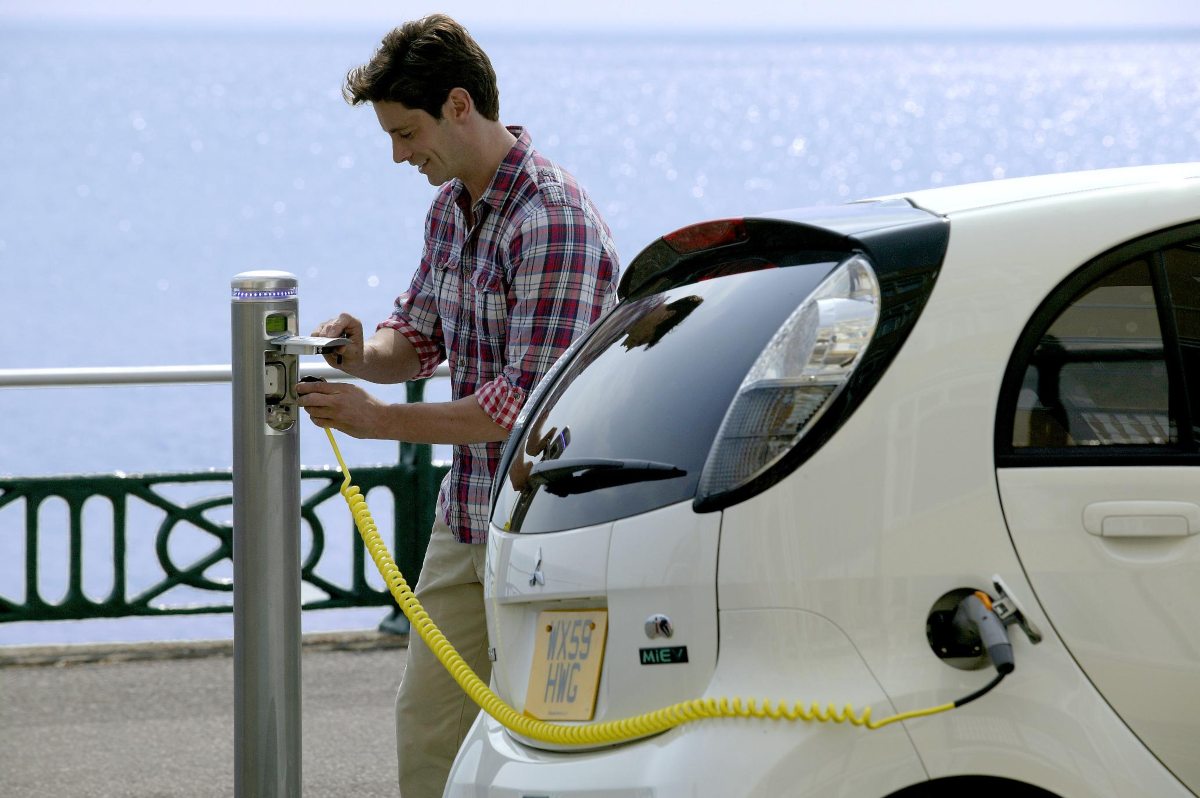 Punto de recarga de coche eléctrico