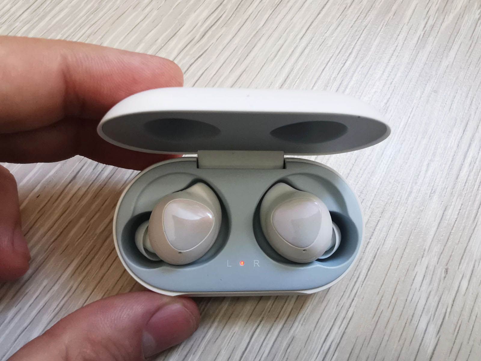 Samsung Galaxy Buds precio opiniones