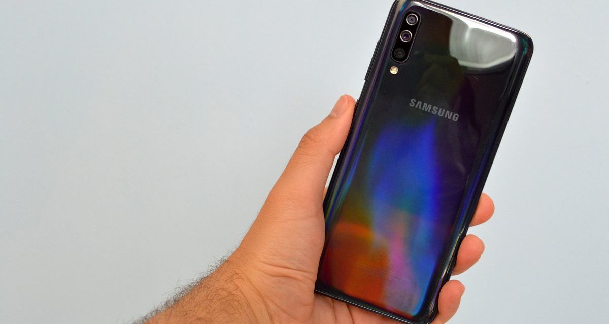 5 móviles Samsung en oferta este mes en tiendas y operadoras