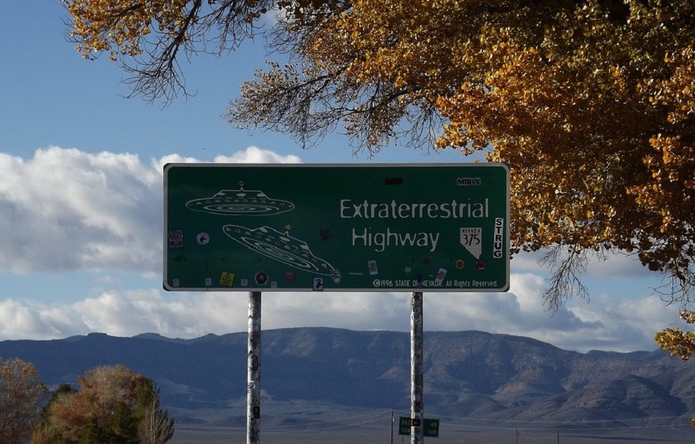 Facebook elimina el evento para ver aliens en el Area 51 con más de dos millones de usuarios
