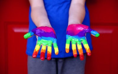 YouTubers LGTBQ+ demandan a YouTube por supuesta discriminación