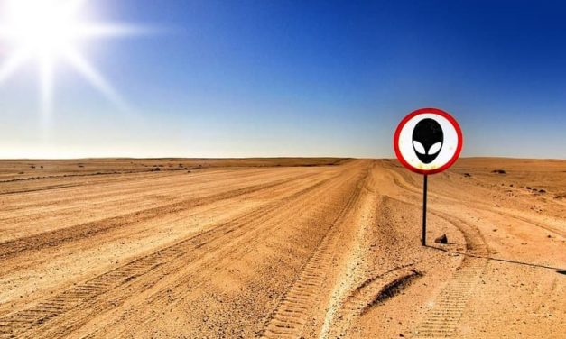 La surrealista marcha para cazar aliens que empezó como evento en Facebook