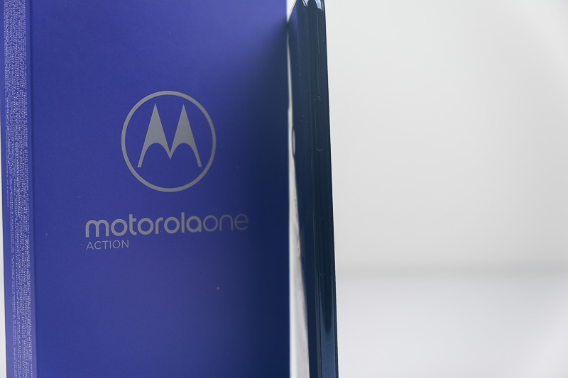 hemos probado Motorola One Action lateral
