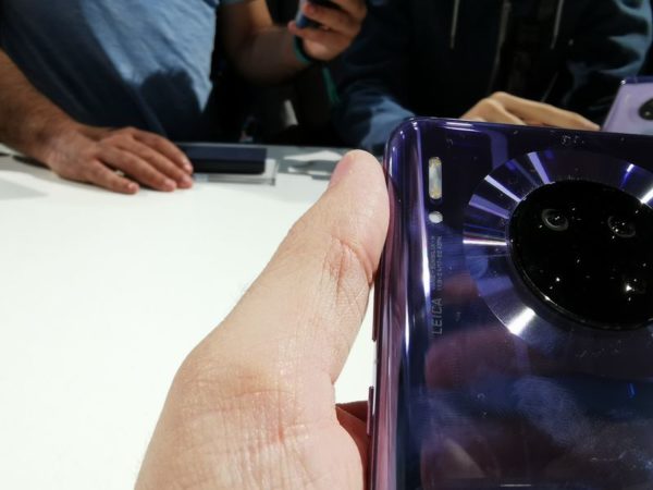 Huawei Mate 30 12