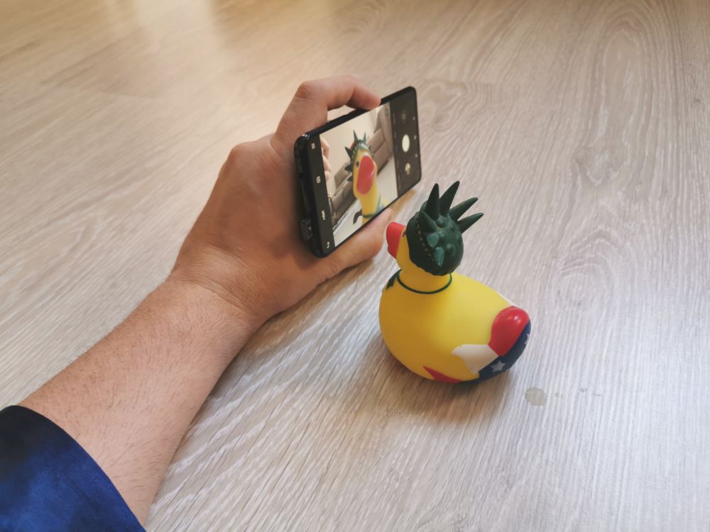 Xiaomi Mi 9T Pro con pato selfie