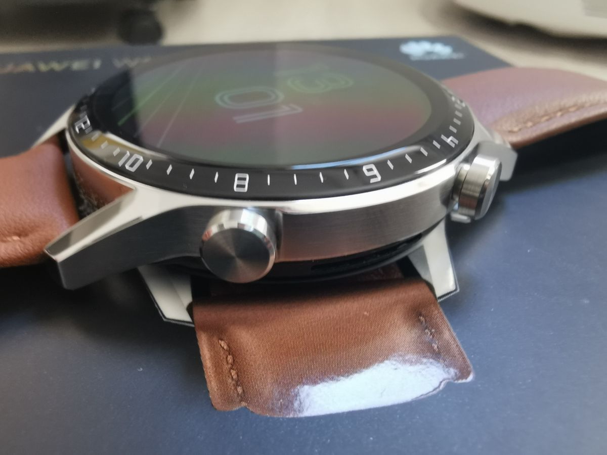 Huawei Watch GT2 detalle botones