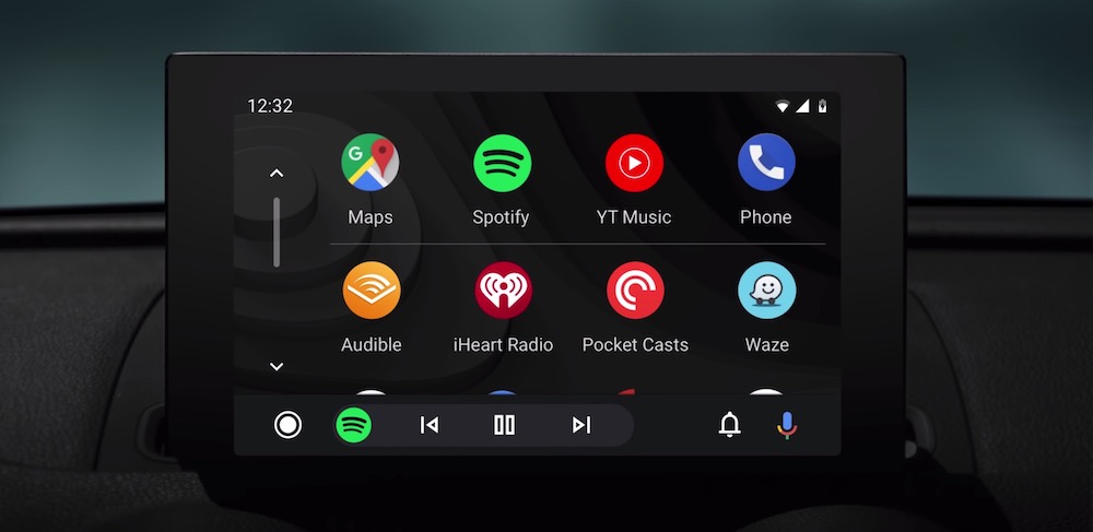 Cómo duplicar la pantalla del móvil en el coche con Android Auto