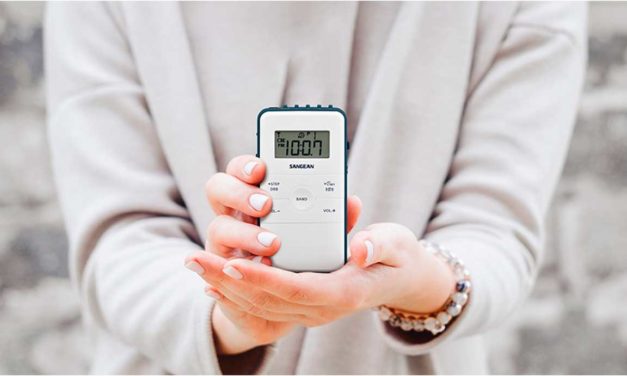 Sangean Pocket 140 (DT-140), una radio de bolsillo con batería