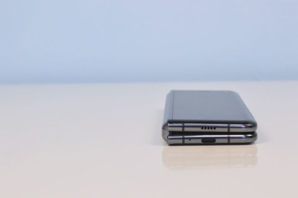 samsung-galaxy-fold-75