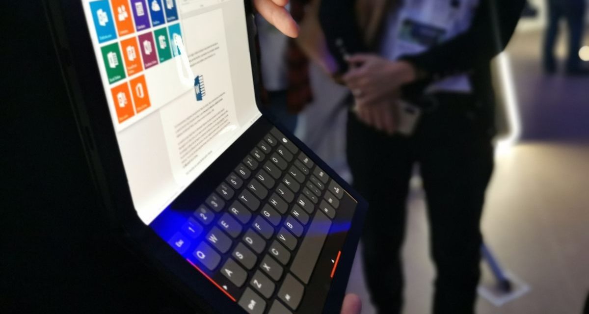 Te mostramos de primera mano el ordenador con pantalla flexible de Lenovo