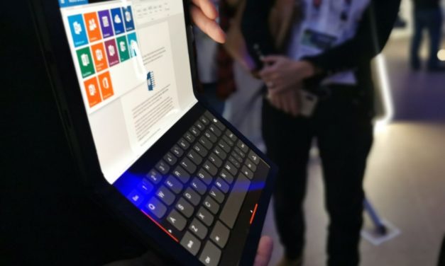 Te mostramos de primera mano el ordenador con pantalla flexible de Lenovo