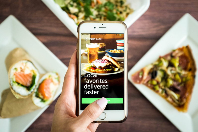 uber eats logo