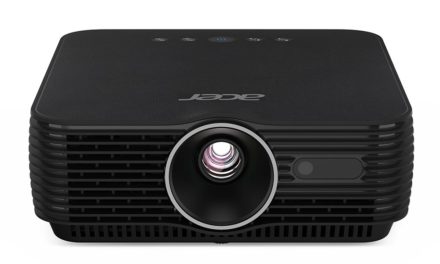 La solución para presentaciones y el cine en casa tiene forma de proyector