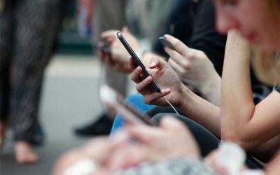Así puedes evitar la difusión masiva de tus vídeos y fotos sexuales en Internet
