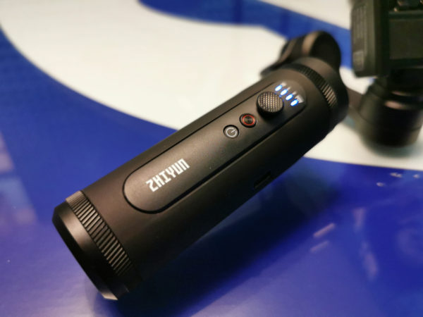 Zhiyun-Smooth-Q2-03