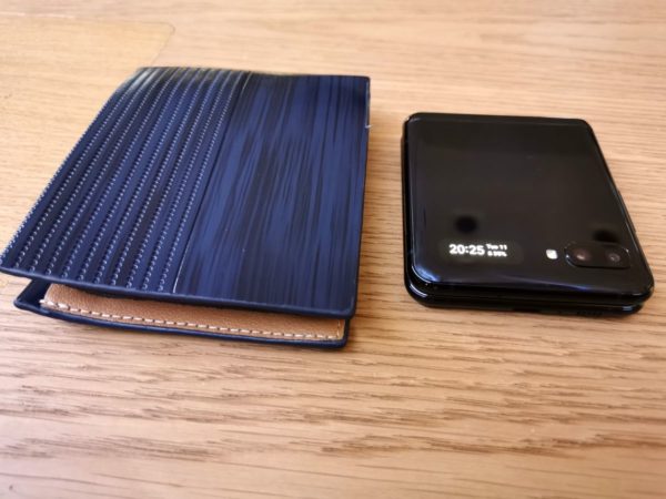 Samsung-Galaxy-z-flip-galeria-3