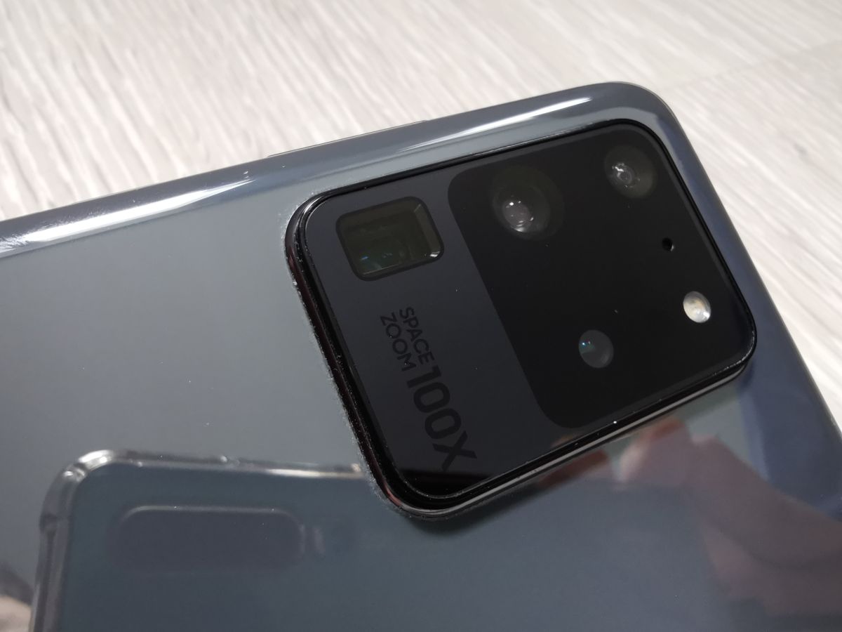 Samsung Galaxy 20 Plus modulo 100x zoom