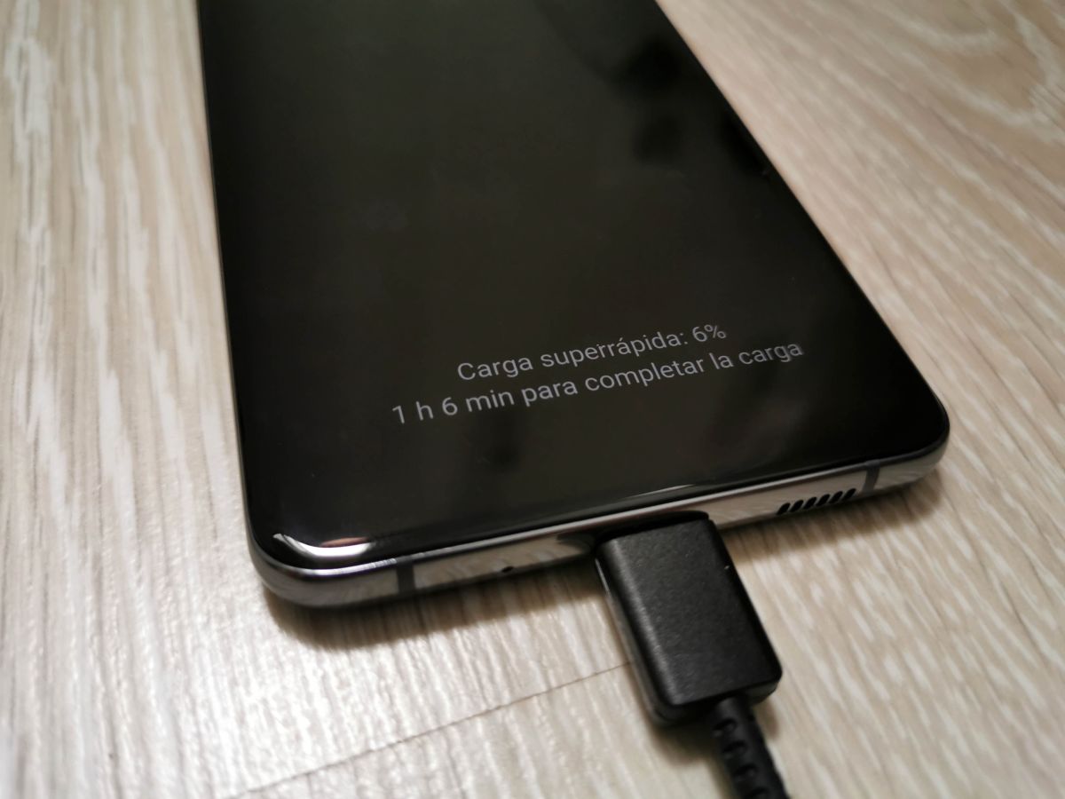 Samsung Galaxy 20 Plus carga rapida