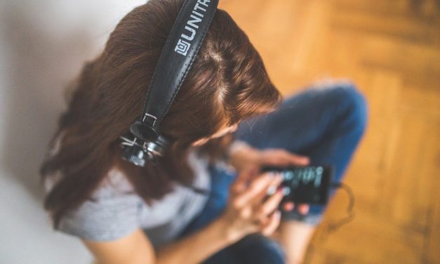 10 podcast divertidos para pasar el rato estos días de cuarentena
