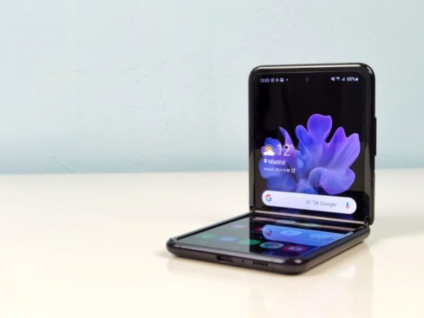 Samsung-Galaxy-z-flip-71