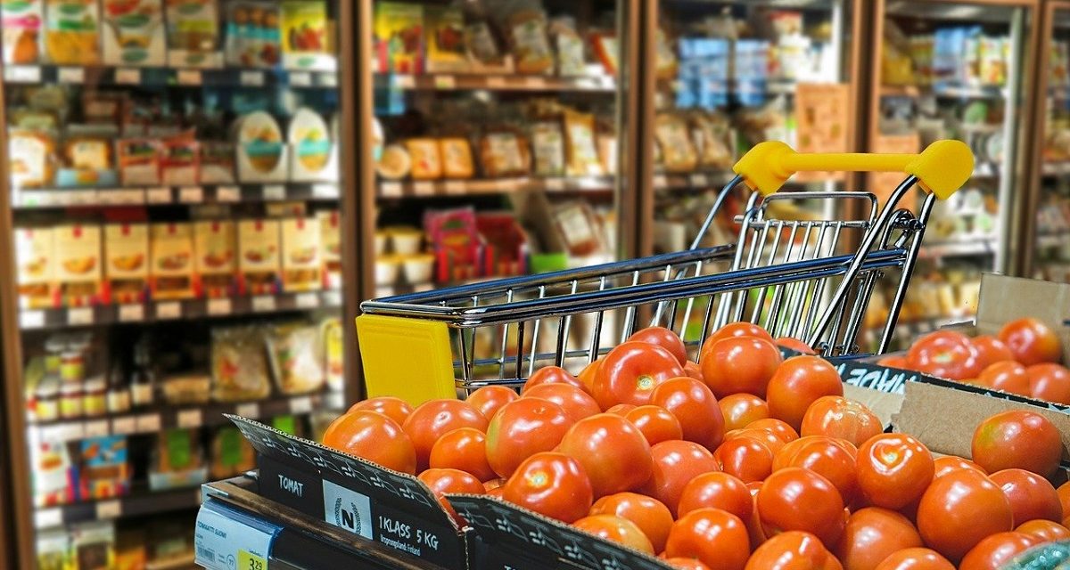 ¿Cómo saber a qué hora hay menos gente en el supermercado?