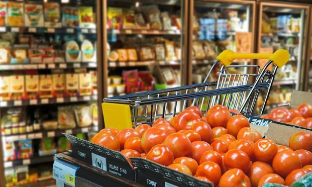 ¿Cómo saber a qué hora hay menos gente en el supermercado?