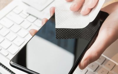 Cómo desinfectar y limpiar de forma correcta el móvil