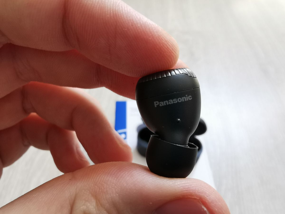 Panasonic RZ-S300W auricular en mano