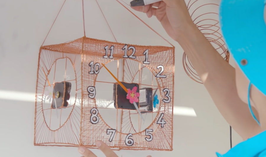 10 vídeos de esculturas hechas con lápiz 3D que no podrás dejar de ver 5 reloj