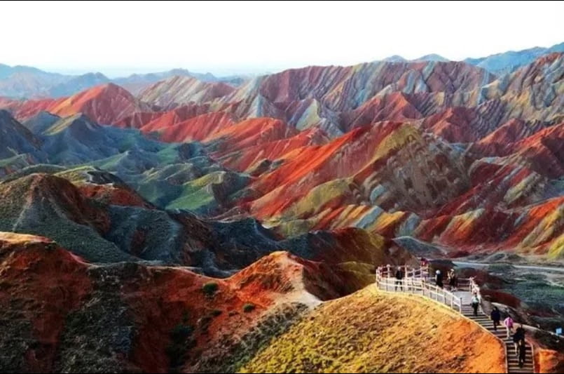 8 lugares que puedes visitar con Google Maps que quitan el hipo 5 Zhangye Danxia