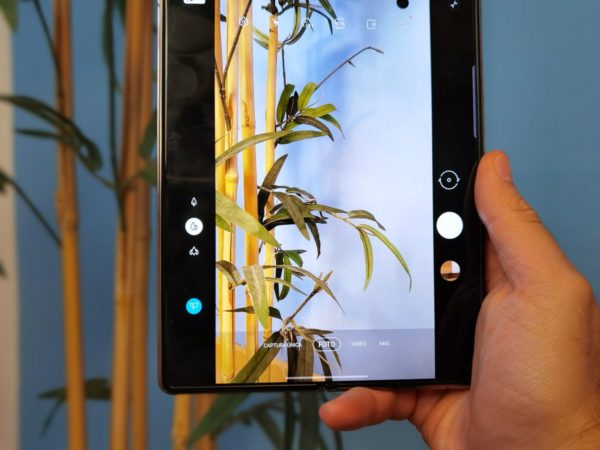 Samsung-galaxy-z-fold2-7
